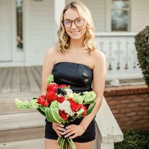 Meet your Posher, Laynee